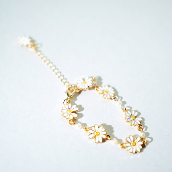 Daisy Bracelet